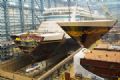 Novo navio Disney Fantasy ganha ltimo bloco de construo  Encaixe do ltimo bloco da construo do navio Disney Fantasy. Foto: Divulgao/Disney