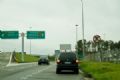 Motoristas transformam acostamento de rodovia em estacionamento de Cumbica Foto: Daia Oliver/R7