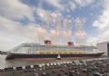 Disney ir lanar novo navio em cruzeiros pelo Caribe  Fogos de artifcio marcaram apresentao do navio Disney Fantasy ao pblico nos EUA