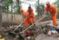 Aps chuvas, prefeituras fazem trabalho de limpeza 
