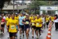 Meia Maratona rene 2 mil atletas  Os dois mil corredores largaram s 8h em frente ao Shopping. Foto: Andris Bovo