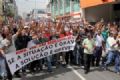 Greve dos vigilantes afeta funcionamento dos bancos Trabalhadores saram em passeata e protestaram no Centro de So Bernardo. Foto: Adonis Guerra.