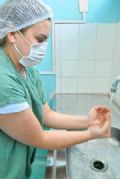 Campanha de higienizao das mos  reforada no Hospital Nardini A responsabilidade para evitar infeces hospitalares  dos profissionais. Crdito: Divulgao