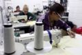 Cooperativa de costura quer criar marca prpria Almira Nunes acredita que a maior capacidade de produo e prazo de entrega vo ajudar a impulsionar o negcio. Foto: Andris Bovo