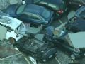  Enchente deixa carros virados em garagem de condomnio em SP Aps chuva, carros ficam de ponta-cabea em condomnio (Foto: Reproduo/TV Globo)