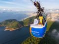  Em 4 horas, 400 mil ingressos so solicitados para Olimpadas do Rio Mascote das Olimpadas d uma volta no bondinho do Po de Acar (Foto: Alex Ferro / Rio 2016 / Divulgao)