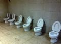 Banheiro feminino da Cpula das Amricas tem privadas sem divisrias Banheiro da Cpula das Amricas chamou ateno por ter privadas sem divisrias (Foto: Maria Lorente/AFP)