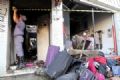 Fogo atinge prdio comercial em Mau Loja de bolsas e carteiras foi o local mais atingido pelo fogo no prdio comercial em Mau. Foto: Andris Bovo