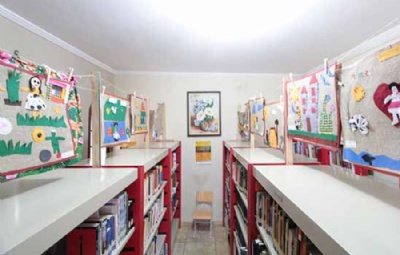 Biblioteca Ceclia Meireles expe trabalhos da comunidade Crdito: Rodrigo Zerneri/PMD