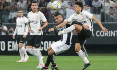 Com gol suado, Corinthians bate Santos e conquista 3 vitria seguida Foto: Celso Luiz/DGABC