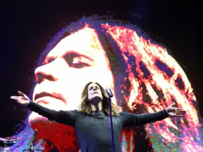 Ozzy Osbourne diz que entrou em terapia para vcio em se xo Ozzy Osbourne faz show em Porto Alegre (Foto: Carlos Macedo/Agncia RBS)