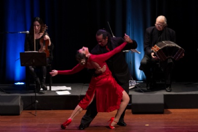 Teatro Lauro Gomes apresenta ''Uma Noite de Tango - Cia Tango e Paixo'' 