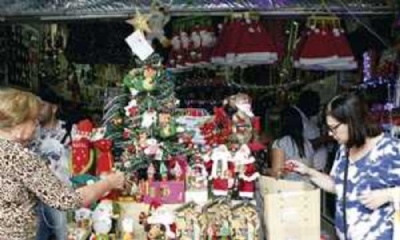 Para driblar crise, itens de Natal recebem descontos Foto: Nario Barbosa/DGABC
