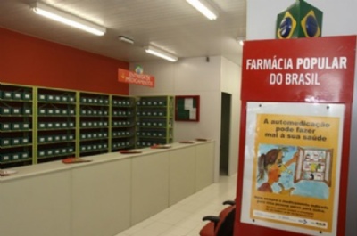 Farmcia Popular ter limite mnimo de idade na venda de remdios Deciso foi tomada pelo ministrio da Sade. Foto: Andris Bovo