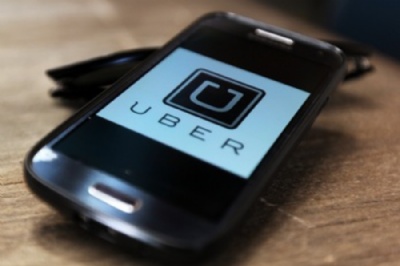 Uber  multada pelo Procon Segundo o Procon, a empresa cobrou por servios que no foram prestados, exigindo dos consumidores vantagens manifestamente excessiva. Foto: Rodrigo Pinto