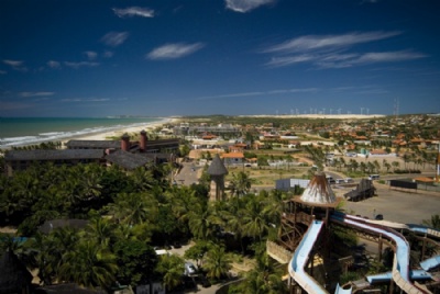 A ensolarada Fortaleza comemora 291 anos Beach Park  uma das opes de lazer em Fortaleza.