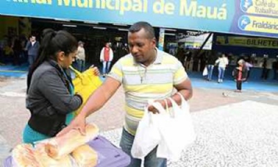  Ambulantes de Mau contestam projeto de lei Foto: Nario Barbosa/DGABC