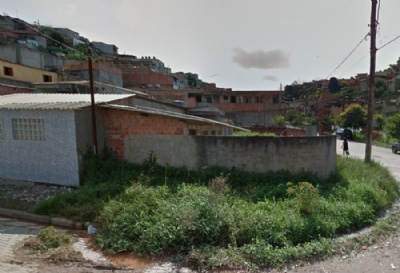 Lama ou poeira atrapalham vida em rea de mananciais Foto de Google Maps 