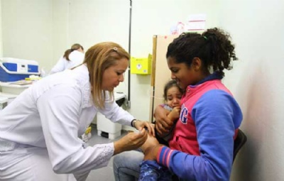 Mau libera vacinao geral contra a gripe  preciso levar carteira de vacinao e RG a um dos 23 postos da cidade para receber imunizao. Crdito: Roberto Mouro
