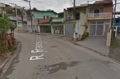  Terreno da AES Eletropaulo  alvo de descarte de entulho Rua Francisco Jardim, Jardim Anchieta, em Mau. Foto: Google Maps