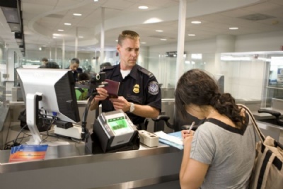 Como  a imigrao nos Estados Unidos: o que fazer no aeroporto 