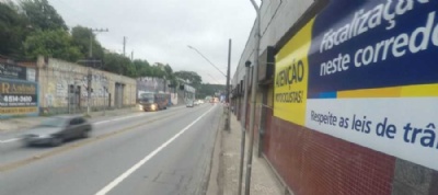 Multas irregulares so revistas em Mau Prefeitura promete analisar cancelamento de infraes aplicadas em corredor de nibus. Foto: Celso Luiz/DGABC