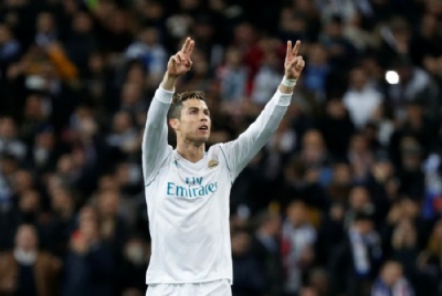  CR7 quebra recorde e tem mais gols que 117 equipes na Champions Cristiano Ronaldo comemora gol do Real diante do PSG (Foto: REUTERS) 