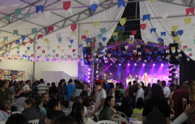 Tradicional Festa Junina do Aramaan comea neste fim de semana Considerado como uma dos maiores eventos do gnero na regio do Grande ABC. Crdito: divulgao