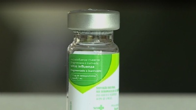 Campanha de vacinao contra gripe ser ampliada para adultos com mais de 50 anos e crianas em SP Vacina contra gripe (Foto: Reproduo/TV Globo) 