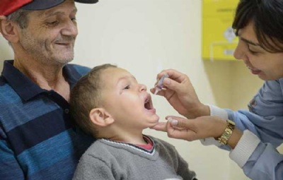 Mau prorroga vacinao contra sarampo e poliomielite 